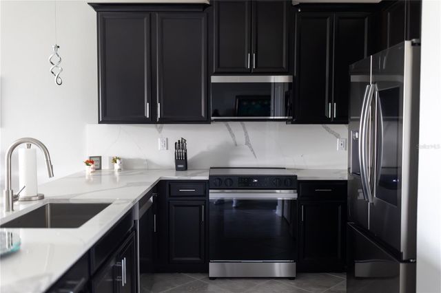 8995 AZALEA SANDS LANE 2801, Davenport, FL 33896