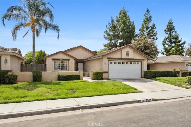 7511 Stone Breakers Avenue, Bakersfield, CA 93313