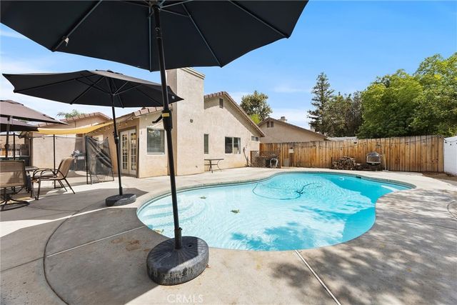 7511 Stone Breakers Avenue, Bakersfield, CA 93313