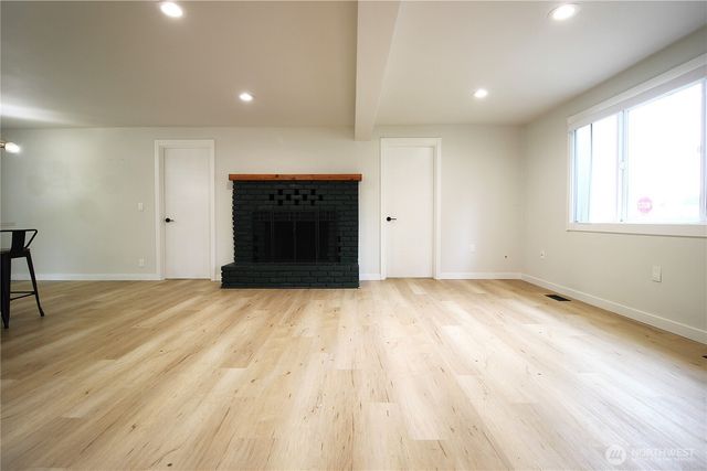 35030 19th Avenue SW, Federal Way, WA 98023