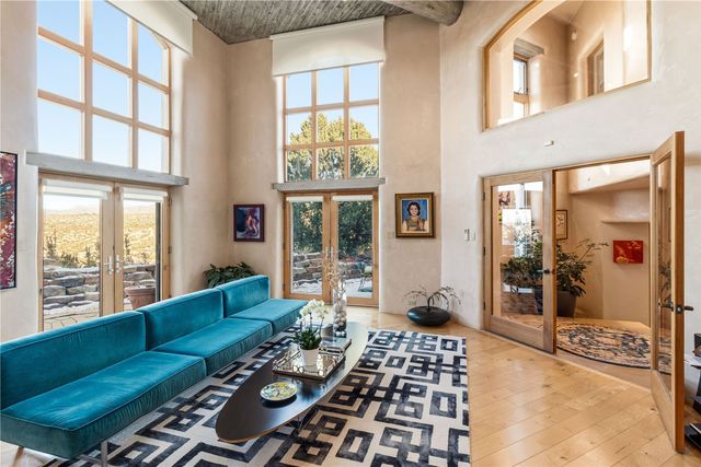 66 Three Rock Road, Santa Fe, NM 87506