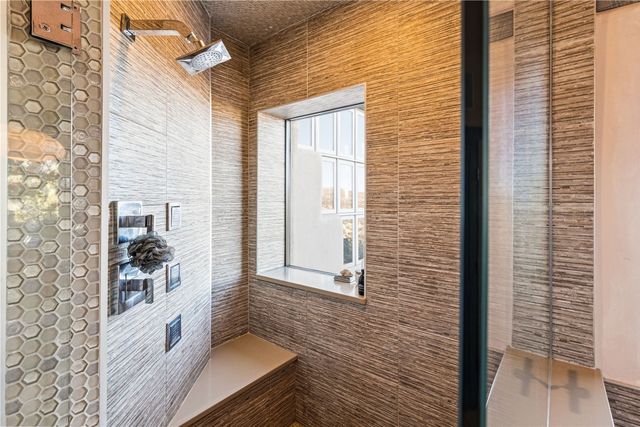 66 Three Rock Road, Santa Fe, NM 87506