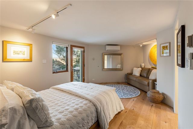 66 Three Rock Road, Santa Fe, NM 87506