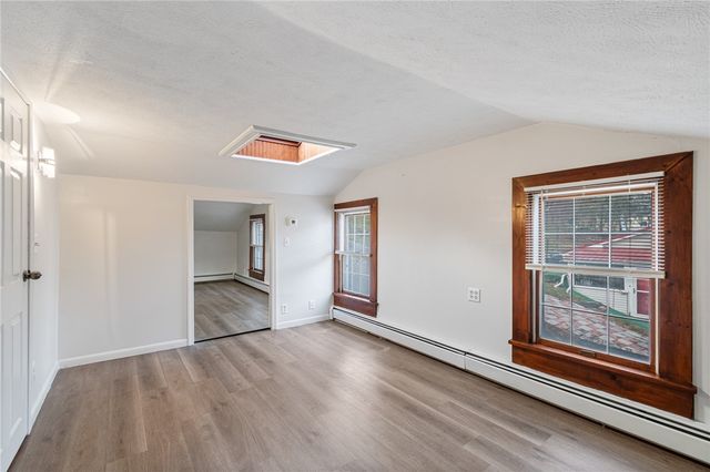 21 Maple Street, Lyons, NY 14489