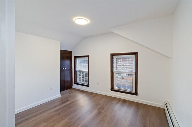 21 Maple Street, Lyons, NY 14489