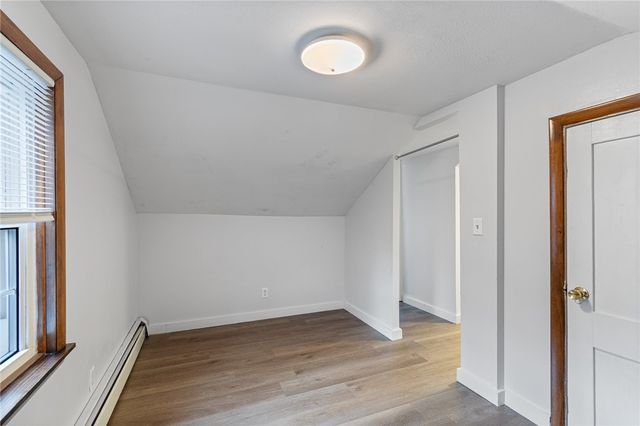 21 Maple Street, Lyons, NY 14489