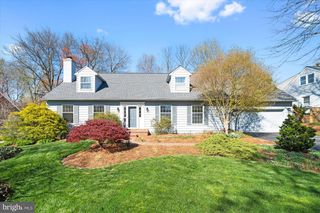 25 DICKINSON LN, Wilmington, DE 19807