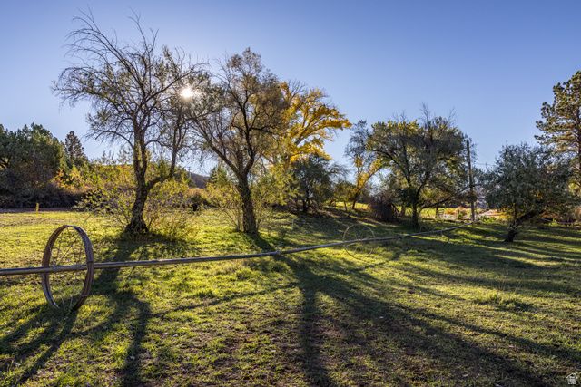 2927 S EAST BENCH RD, Moab, UT 84532