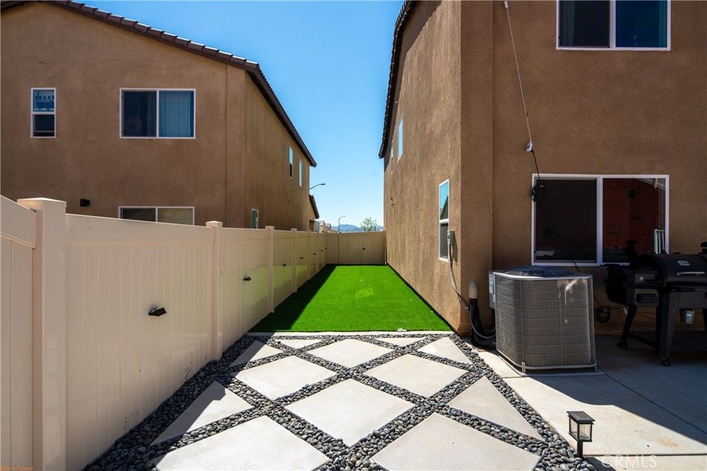 Image 25 of property listing at 2271 Linden Lane, Banning, CA 92220