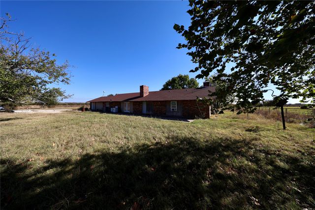 1600 County Road 1109a, Rio Vista, TX 76093