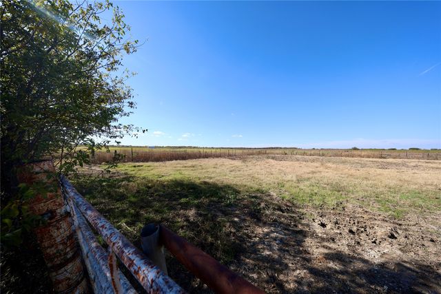 1600 County Road 1109a, Rio Vista, TX 76093