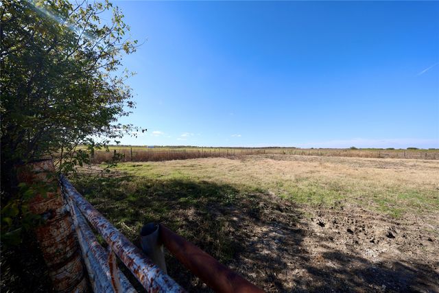 1600 County Road 1109a, Rio Vista, TX 76093