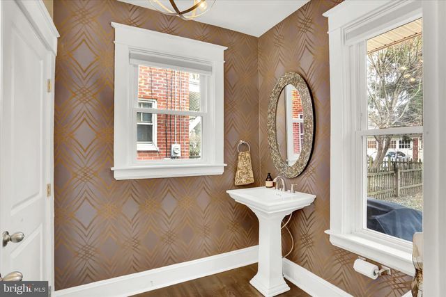 1028 W CLAY ST, Lancaster, PA 17603