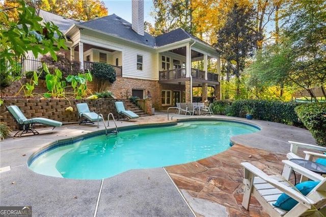 4150 Chimney Heights NE, Roswell, GA 30075