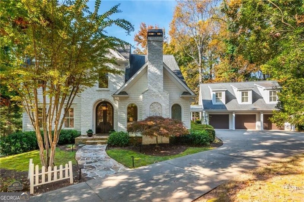 4150 Chimney Heights NE, Roswell, GA 30075