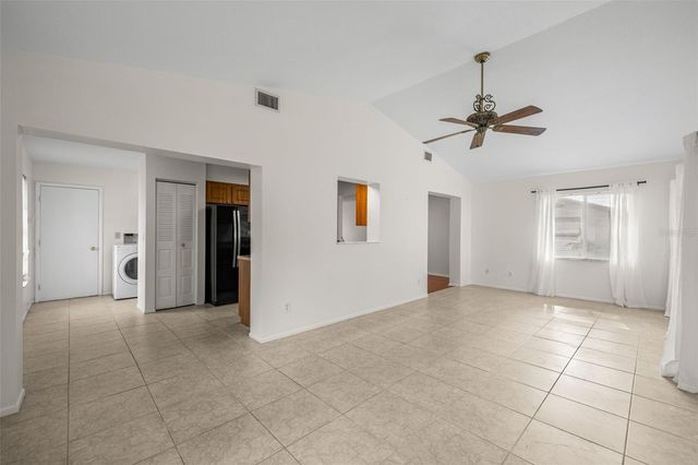 142 STAFFORD CIRCLE, Palm Harbor, FL 34684