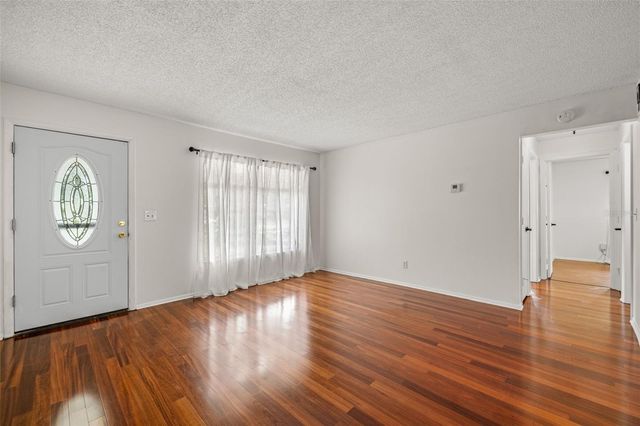 142 STAFFORD CIRCLE, Palm Harbor, FL 34684