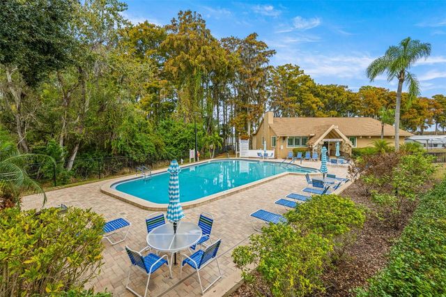 142 STAFFORD CIRCLE, Palm Harbor, FL 34684