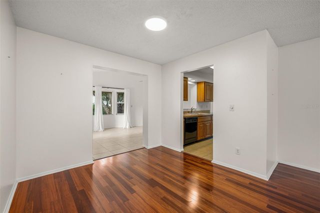 142 STAFFORD CIRCLE, Palm Harbor, FL 34684