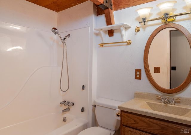 1500 Perch Way, Willits, CA 95490