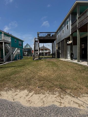 1811 Redfish Lane, Crystal Beach, TX 77650