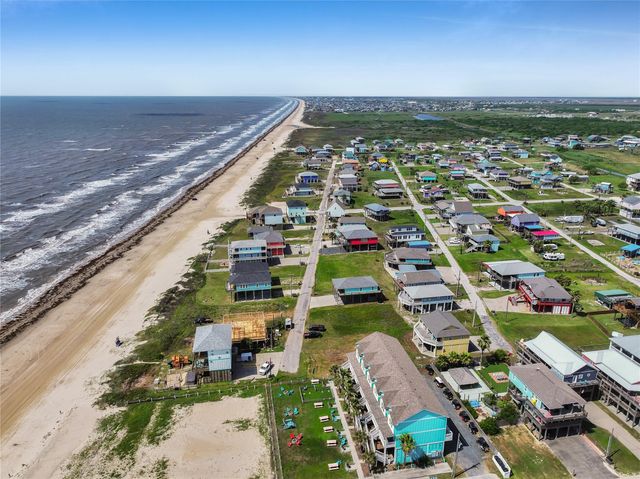 1811 Redfish Lane, Crystal Beach, TX 77650