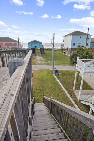 1811 Redfish Lane, Crystal Beach, TX 77650