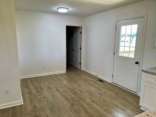 104 Donald Rd, Lafayette, TN 37083