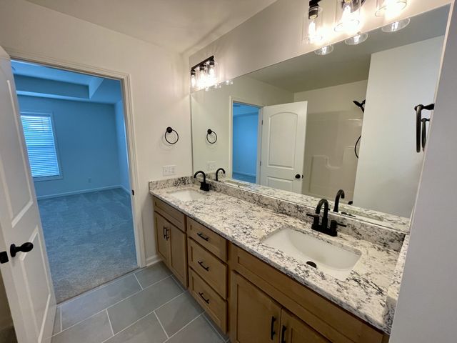 104 Donald Rd, Lafayette, TN 37083