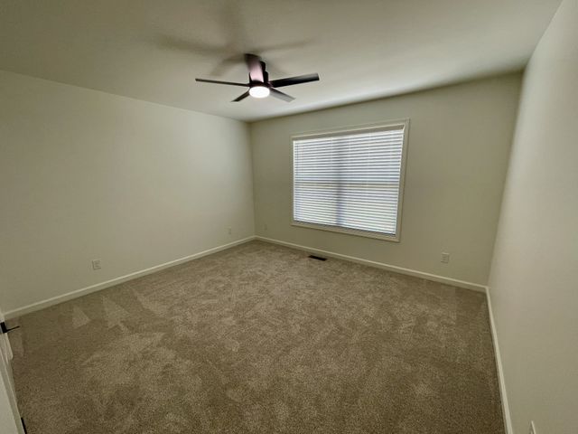 104 Donald Rd, Lafayette, TN 37083