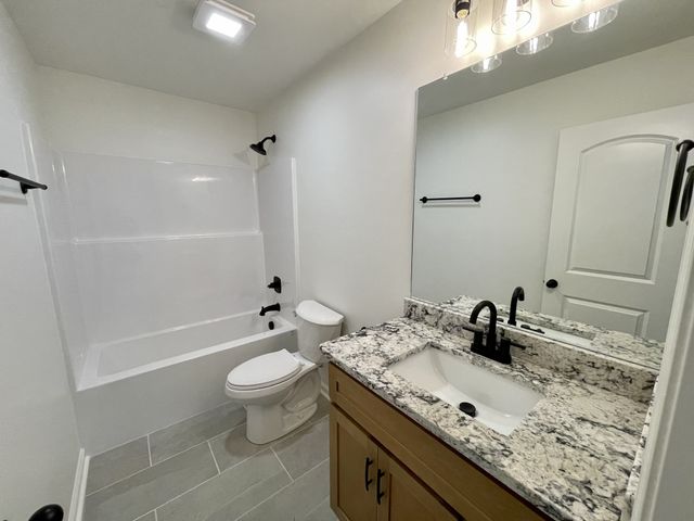 104 Donald Rd, Lafayette, TN 37083