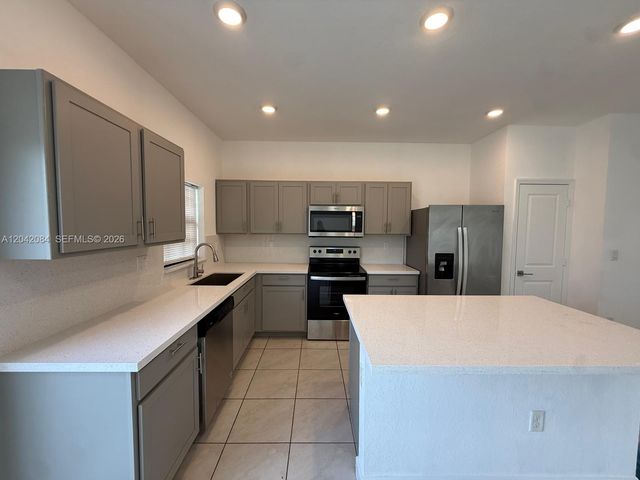669 SW 11th Street, Florida City, FL 33034