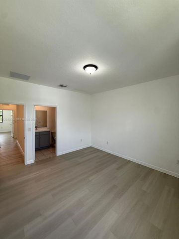 669 SW 11th Street, Florida City, FL 33034