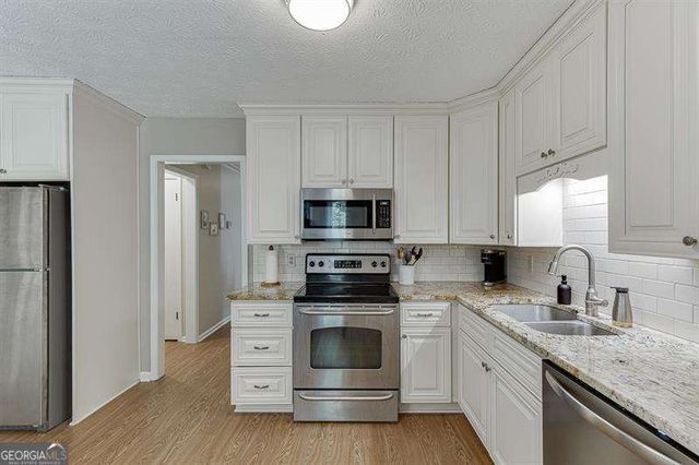 637 Cedar Valley Trace, Lawrenceville, GA 30043