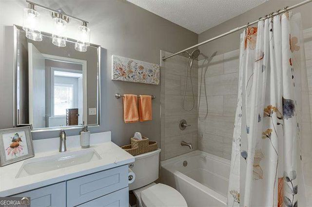 637 Cedar Valley Trace, Lawrenceville, GA 30043