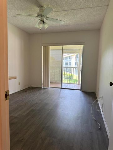 300 Village Green Circle S 217, Palm Springs, FL 33461