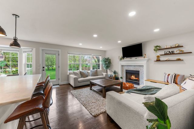 3404 Interlochen Lane, Naperville, IL 60564