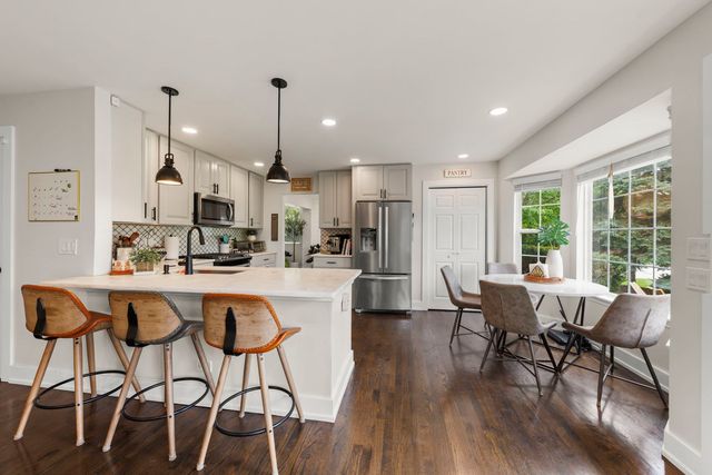 3404 Interlochen Lane, Naperville, IL 60564