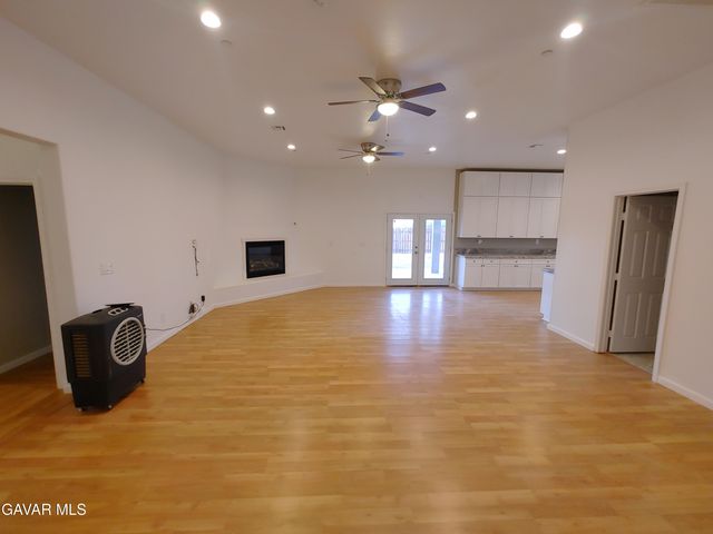 8849 Bay Avenue, California City, CA 93505