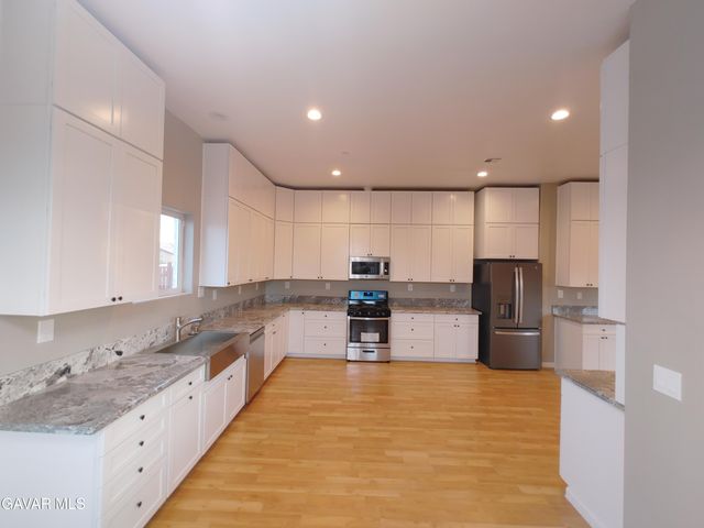 8849 Bay Avenue, California City, CA 93505