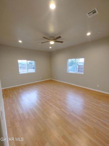 8849 Bay Avenue, California City, CA 93505