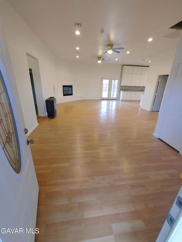 8849 Bay Avenue, California City, CA 93505