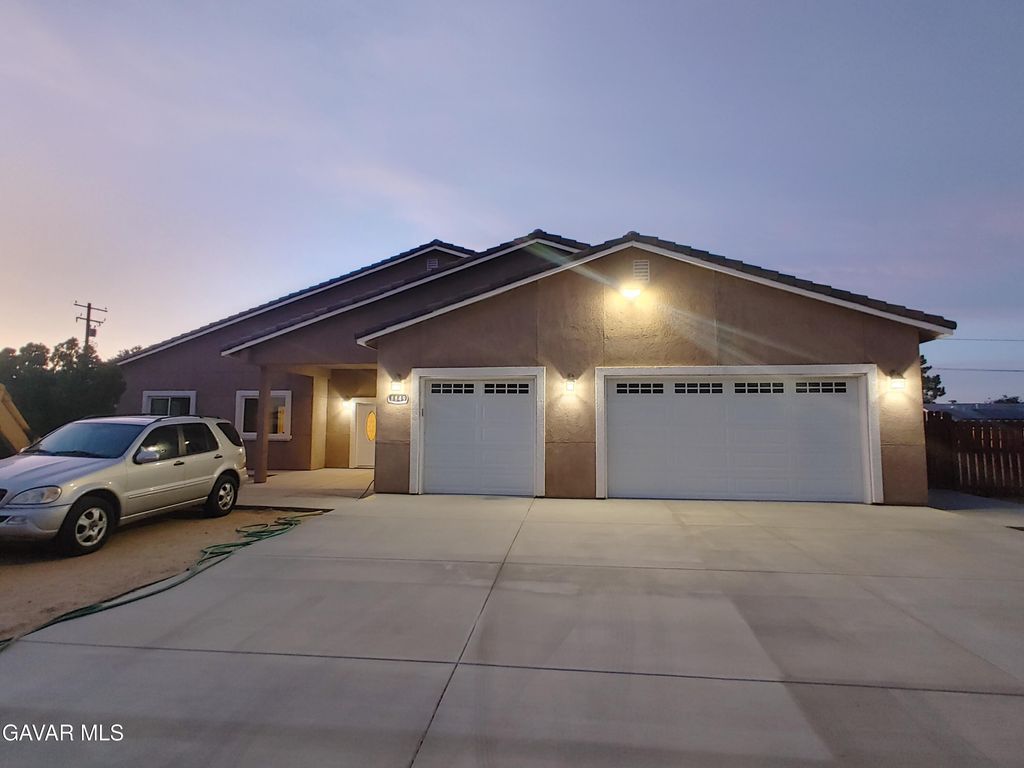 8849 Bay Avenue, California City, CA 93505