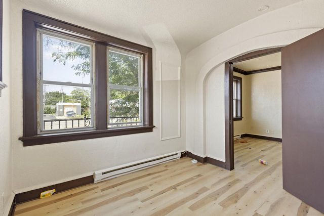 2613 W Capitol DRIVE, Milwaukee, WI 53206