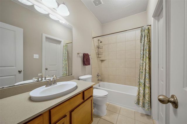 6006 Emberwood Falls Drive, Katy, TX 77494