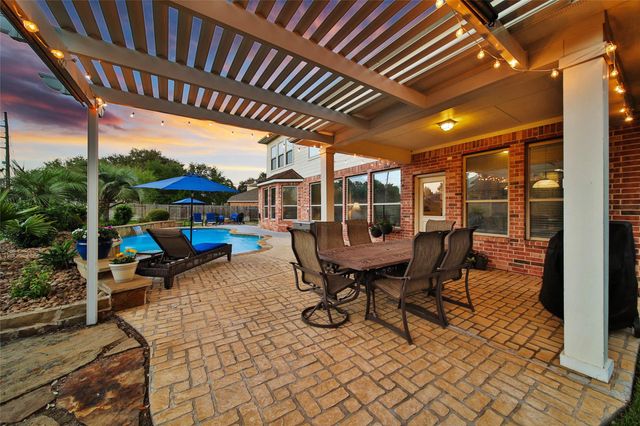 6006 Emberwood Falls Drive, Katy, TX 77494