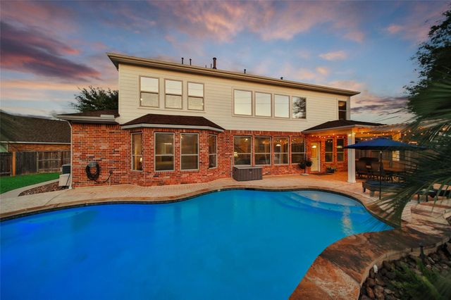 6006 Emberwood Falls Drive, Katy, TX 77494