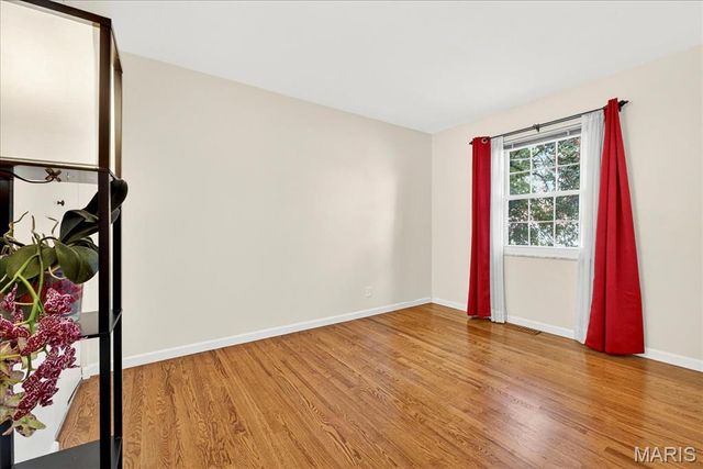 3290 Kingsley Drive, Florissant, MO 63033