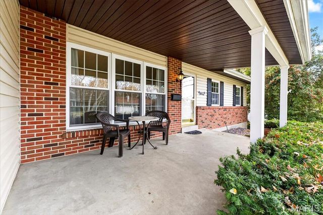 3290 Kingsley Drive, Florissant, MO 63033