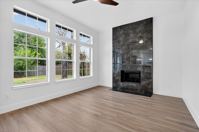 1325 Rosewood Lane, Lancaster, TX 75146